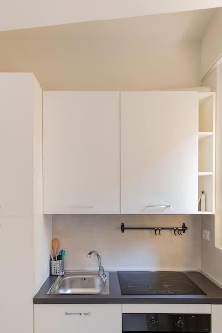 Modern Apartment Near Ponte Vecchio. Флоренция Экстерьер фото